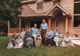 tjfam.jpg (55435 bytes)
